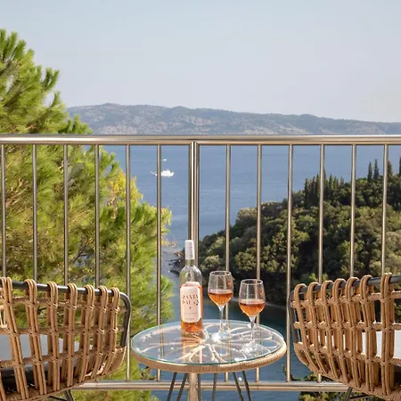 Anastar Villa *
