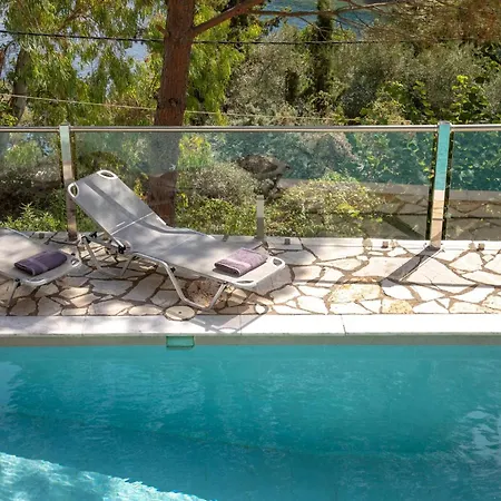 Vila Anastar Agios Stefanos (Thinali)